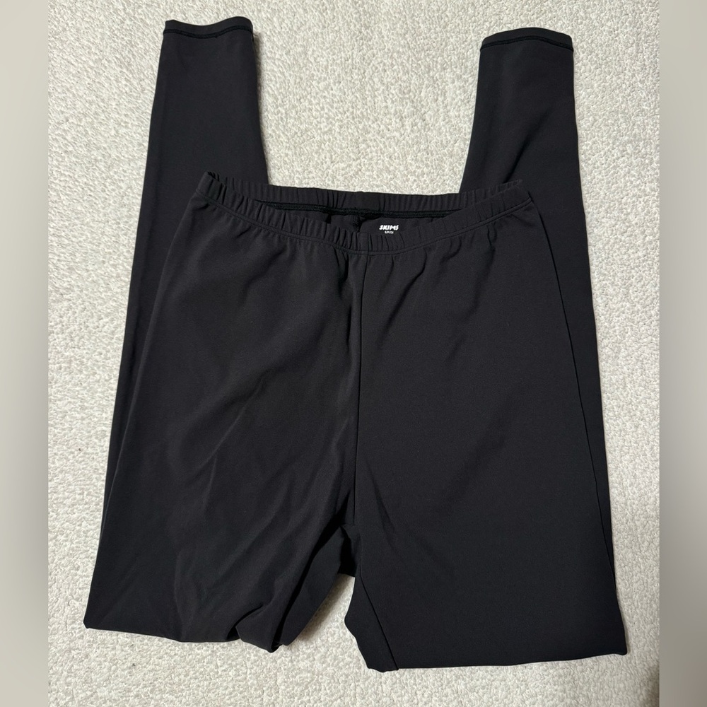 Skims leggings
